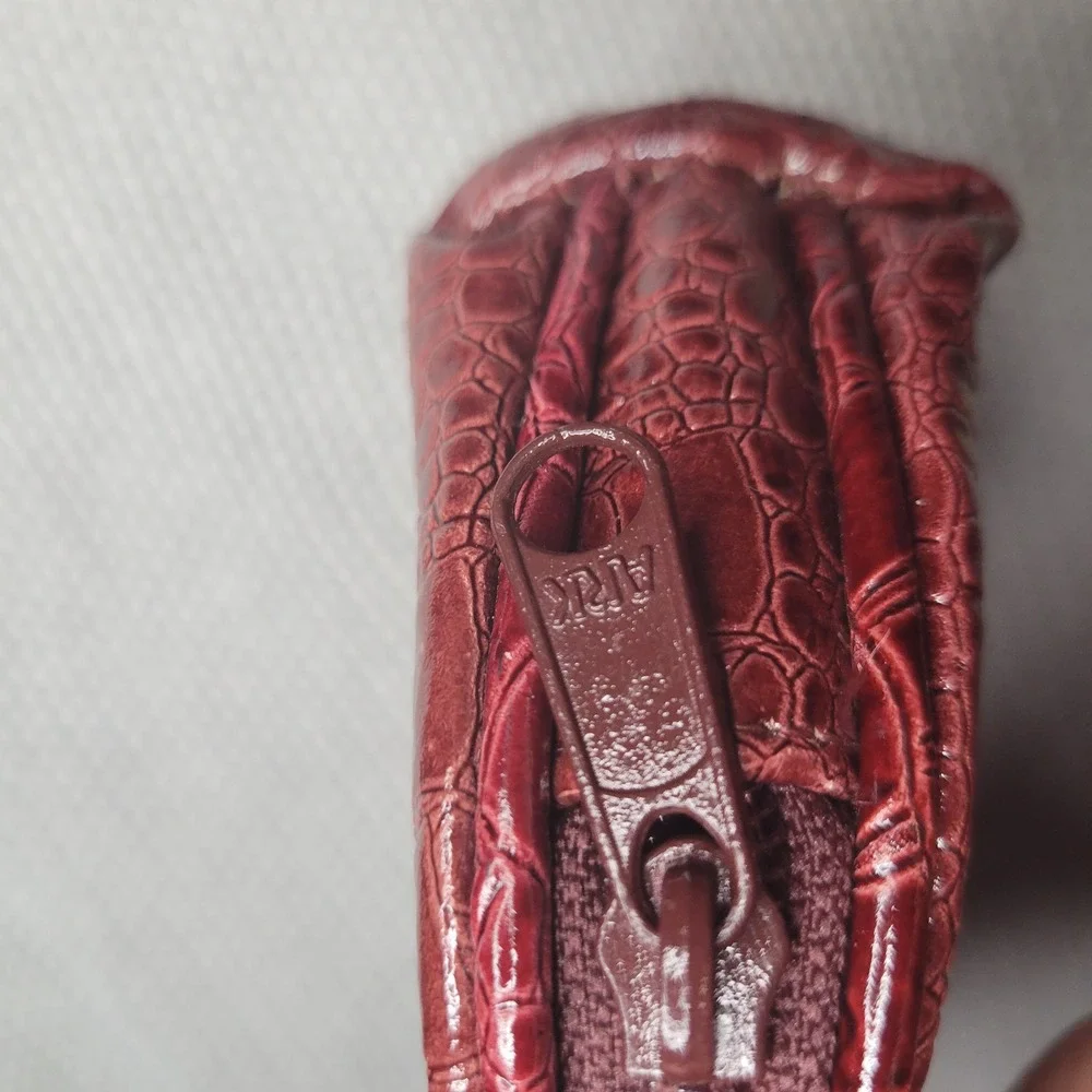 Genuine Leather Burgundy Croc Embossed Coin Pouch and Card Holder Set